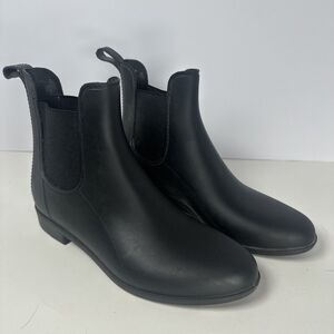 Merona Boots Womens 8 Pull On Chelsea Ankle Rain Boot Black Rubber Low Heels